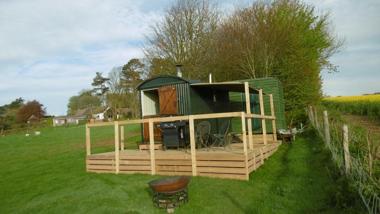 Hotel Shepherd'S Hut Blandford Forum Exterior foto